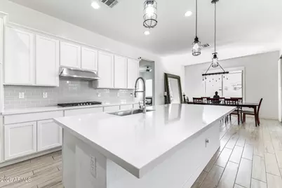 10207 E Strobe Avenue, Mesa, AZ 85212 - Photo 2