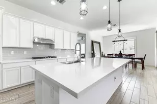 10207 E Strobe Ave, Mesa, AZ 85212 - Photo 2