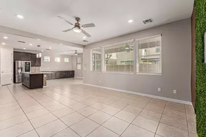 1015 E Thompson, Chandler, AZ 85286 - Photo 6