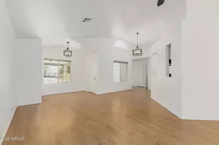 18042 N 41st St, Phoenix, AZ 85032 - Photo 8