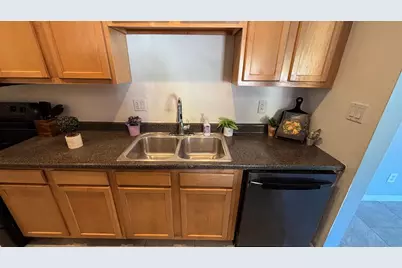 1130 E Butler Drive #Apt B4, Phoenix, AZ 85020 - Photo 6