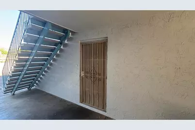 1130 E Butler Drive #Apt B4, Phoenix, AZ 85020 - Photo 2
