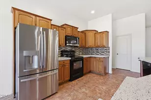 9301 W Debbie Ln, Arizona City, AZ 85123 - Photo 6