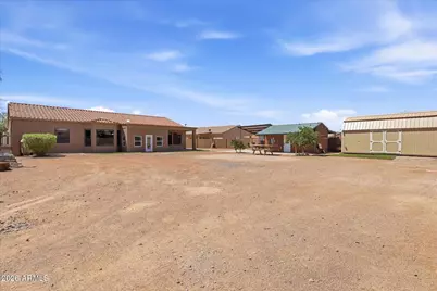 9301 W Debbie Lane, Arizona City, AZ 85123 - Photo 34