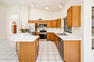 231 N Cottonwood Dr, Gilbert, AZ 85234 - Photo 20