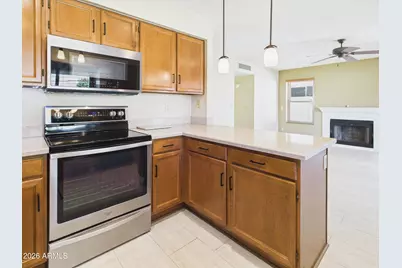 2750 E Rock Wren Road, Phoenix, AZ 85048 - Photo 10