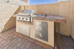 2750 E Rock Wren Rd, Phoenix, AZ 85048 - Photo 18