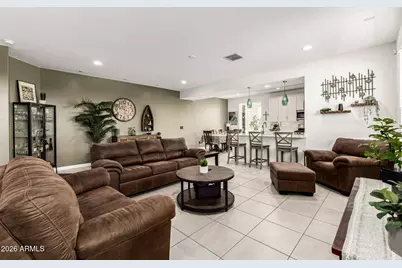 16429 W Saguaro Park Lane, Surprise, AZ 85387 - Photo 10