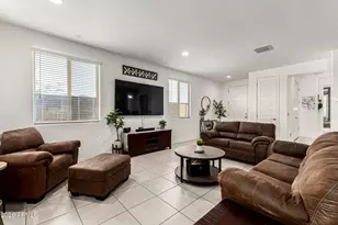 16429 W Saguaro Park Ln, Surprise, AZ 85387 - Photo 8