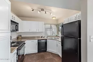 10115 E Mountain View Rd, Scottsdale, AZ 85258 - Photo 12