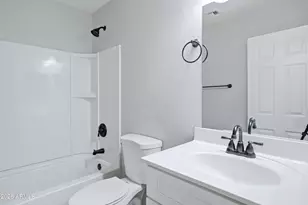 2844 E Waltann Ln, Phoenix, AZ 85032 - Photo 12