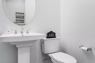 22652 E Lords Wy, Queen Creek, AZ 85142 - Photo 32