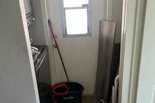 8601 N 71st Ave, Glendale, AZ 85301 - Photo 16