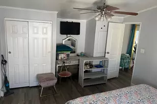 8601 N 71st Ave, Glendale, AZ 85301 - Photo 10