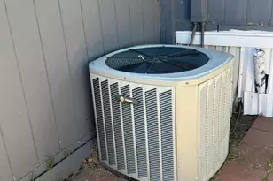 8601 N 71st Ave, Glendale, AZ 85301 - Photo 22