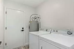 742 W Duke Dr, Tempe, AZ 85283 - Photo 14