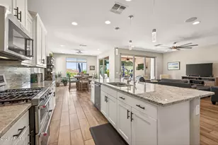 18845 N 261st Dr, Buckeye, AZ 85396 - Photo 10