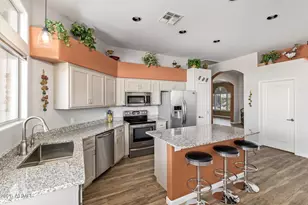 19215 N Coyote Lakes Pkwy, Surprise, AZ 85378 - Photo 22