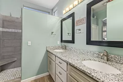 19215 N Coyote Lakes Parkway, Surprise, AZ 85378 - Photo 30