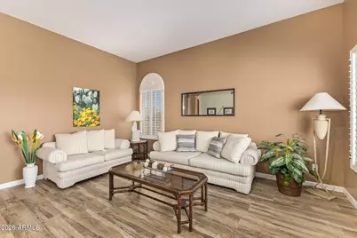 19215 N Coyote Lakes Parkway, Surprise, AZ 85378 - Photo 8