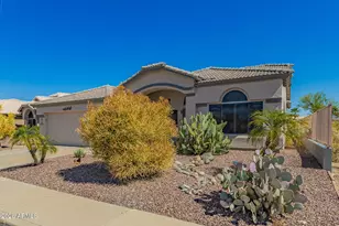 19215 N Coyote Lakes Pkwy, Surprise, AZ 85378 - Photo 6