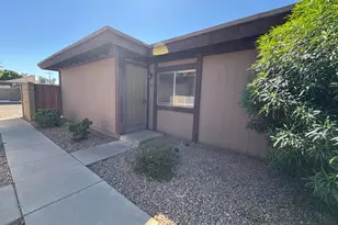 813 S Casitas Dr, Tempe, AZ 85281 - Photo 20