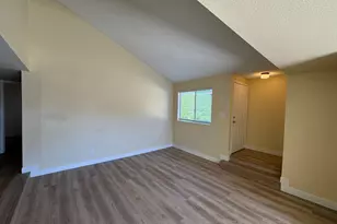 813 S Casitas Dr, Tempe, AZ 85281 - Photo 6