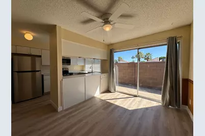 813 S Casitas Drive #Apt C, Tempe, AZ 85281 - Photo 2