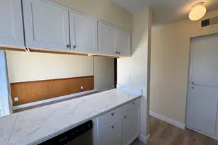 813 S Casitas Dr, Tempe, AZ 85281 - Photo 24