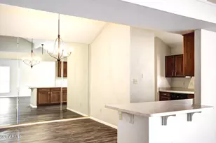 728 N Hazelton Dr, Chandler, AZ 85226 - Photo 8