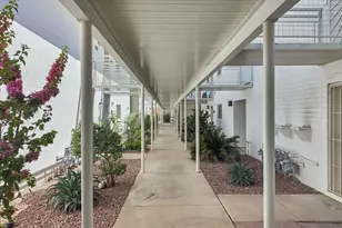 825 N Hayden Rd, Scottsdale, AZ 85257 - Photo 1