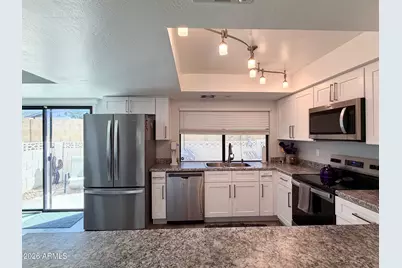 16063 N 26th Avenue, Phoenix, AZ 85023 - Photo 4