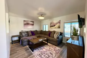 16063 N 26th Ave, Phoenix, AZ 85023 - Photo 2