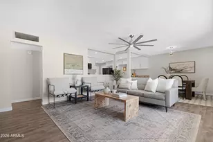 3001 N 43rd Pl, Phoenix, AZ 85018 - Photo 4