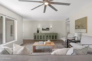 3001 N 43rd Pl, Phoenix, AZ 85018 - Photo 6