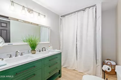 386 W Fairview Street, Chandler, AZ 85225 - Photo 10