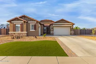 18610 W San Miguel Ave, Litchfield Park, AZ 85340 - Photo 2