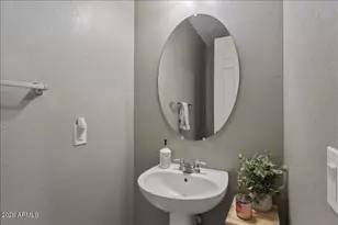 4628 E Tierra Buena Ln, Phoenix, AZ 85032 - Photo 22