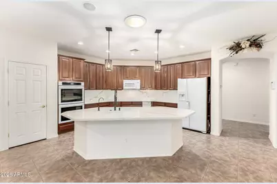 14688 W Windward Avenue, Goodyear, AZ 85395 - Photo 12