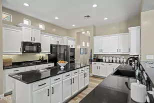 3164 E Tonto Dr, Gilbert, AZ 85298 - Photo 8