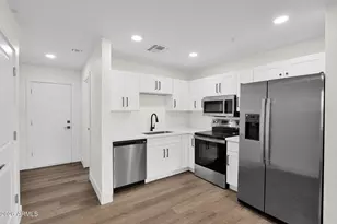 410 W Hadley St, Phoenix, AZ 85003 - Photo 4