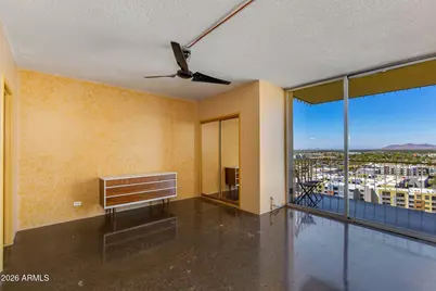 207 W Clarendon Avenue #16E, Phoenix, AZ 85013 - Photo 12