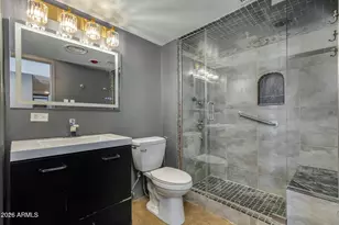 207 W Clarendon Ave, Phoenix, AZ 85013 - Photo 10