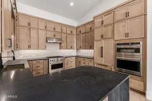 7363 E Turquoise Ave, Scottsdale, AZ 85258 - Photo 10