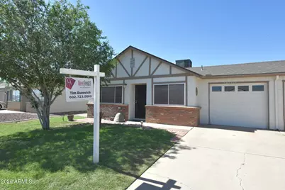 10118 N 97th Drive #A, Peoria, AZ 85345 - Photo 2