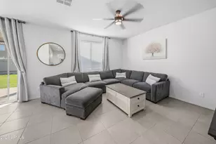 419 N 110th Dr, Avondale, AZ 85323 - Photo 8