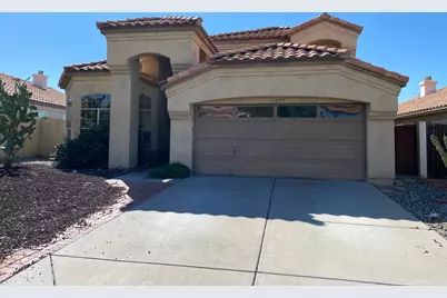 10254 S Hopi Lane, Goodyear, AZ 85338 - Photo 1