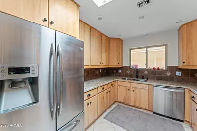 10416 W Cheryl Drive, Sun City, AZ 85351 - Photo 14