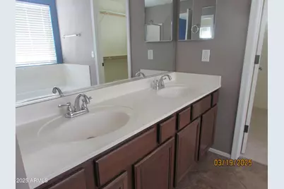 17774 W Bridger Street, Surprise, AZ 85388 - Photo 8