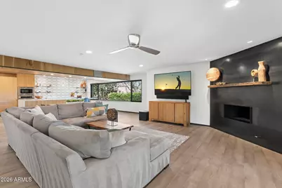 46 W Tam Oshanter Drive, Phoenix, AZ 85023 - Photo 1